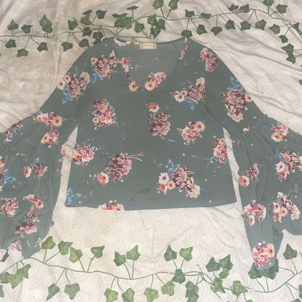 Altar’d State Flare Sleeve Top